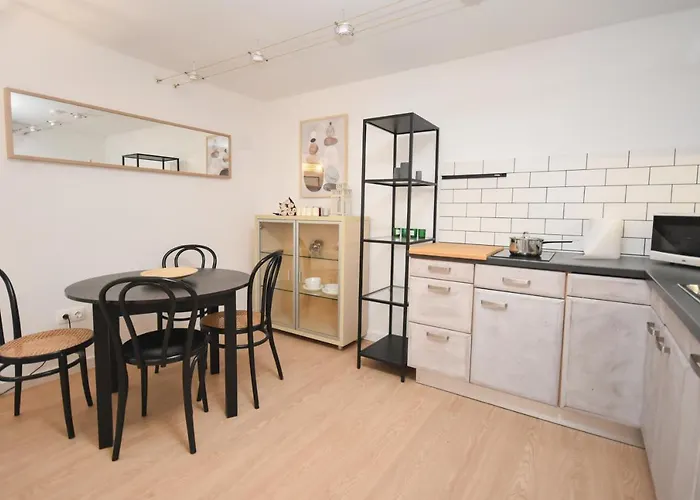 Stylish In Downtown For 2-4 People Budapest
