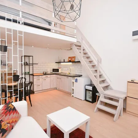 Stylish In Downtown For 2-4 People * Budapeste